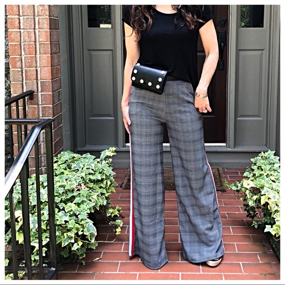 ✨LAST ONE ✨Pearl detail belted bag - Picture 6 of 8